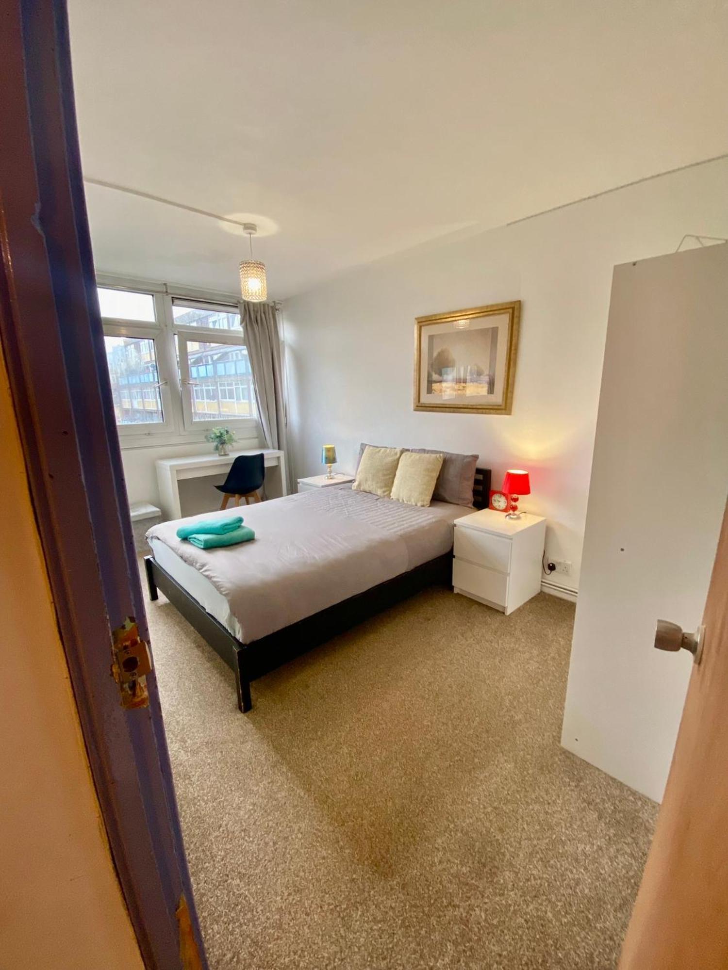 Cosy 3 Bed Apt, Old Truman Brewery! Brick Lane, London, E1 Exterior photo